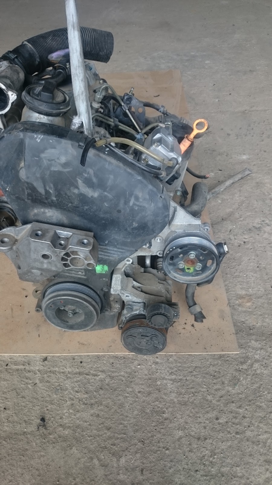 двигатель nissan almera 1995 фото